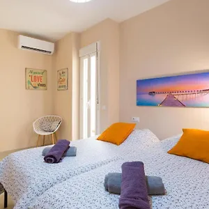 Plaza Merced Patio-parking Gratis Jinetes3 Malaga